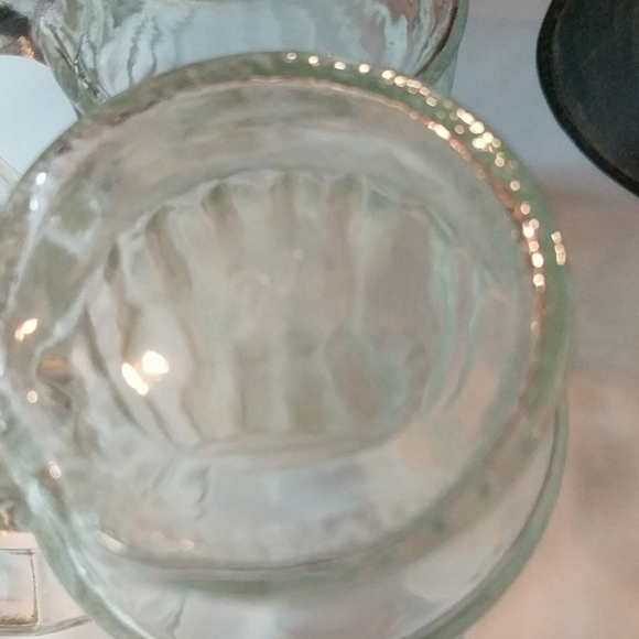 Vintage Bundle of Glass Mugs - Picture 6 of 9